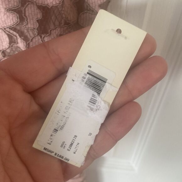 Eliza J Tulip Hem Lace V-Neck Sleeveless Cocktail Dress In Blush Pink Sz 10 NWT - Picture 5 of 6